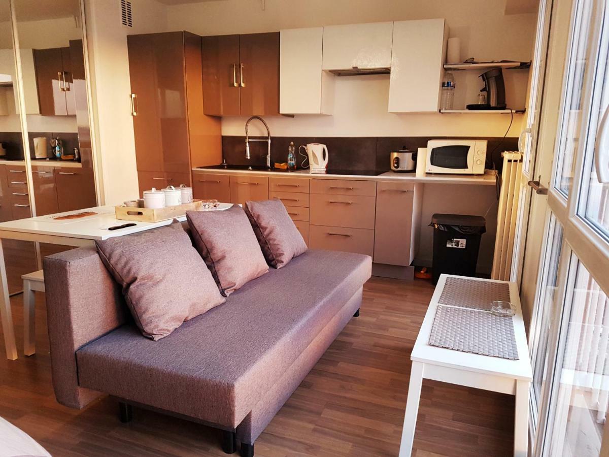 Sw Cosy Apart - Paris Le Bourget Roissy Cdg Exteriör bild